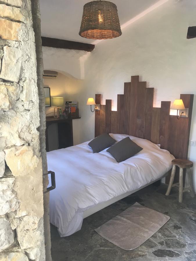 Les Chambres Du Restaurant Le Castellaras - Teritoria Фаянс Экстерьер фото
